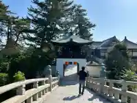 善通寺の{uncategorized: "未分類", other: "その他", undefined: "問題あり", building: "その他建物", grave: "お墓", sacred_gate: "鳥居", guardian: "狛犬", statue: "像", buddha: "仏像", history: "歴史", nature: "自然", garden: "庭園", animal: "動物", pagoda: "塔", temizu: "手水舎", mountain_gate: "山門・神門", sanctuary: "本殿・本堂", subordinate: "末社・摂社", art: "芸術", scenery: "景色", jizo: "地蔵", ema: "絵馬", goshuin: "御朱印", omikuji: "おみくじ", items: "授与品その他", amulet: "お守り", goshuincho: "御朱印帳", eats: "食事", festival: "お祭り", votive_dance: "神楽", shichigosan: "七五三参", wedding: "結婚式", experience: "体験その他", initially: "初詣", around: "周辺", anti_infection: "感染症対策"}