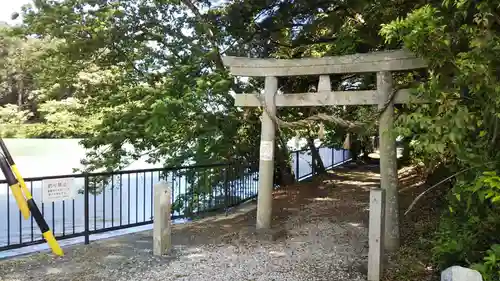 上屋敷八幡宮の鳥居