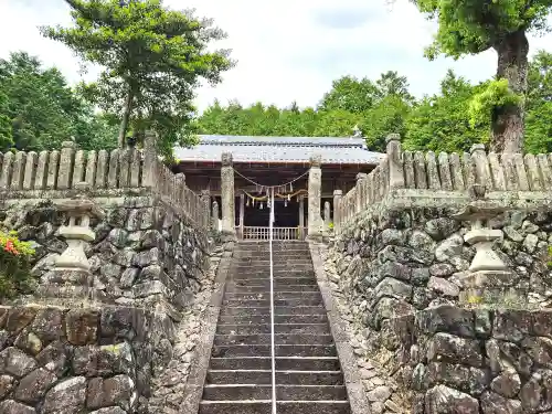 八幡神社の建物その他