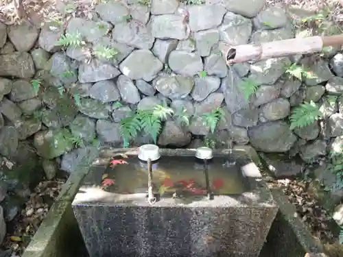 護法堂の手水舎