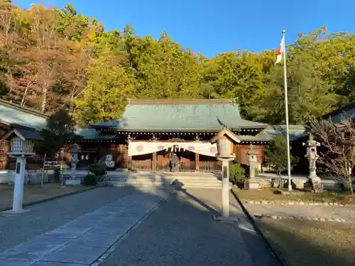 山梨縣護國神社の本殿