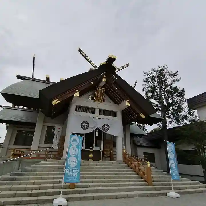 烈々布神社の本殿・本堂