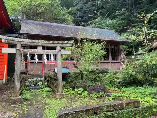 伊那下神社の鳥居