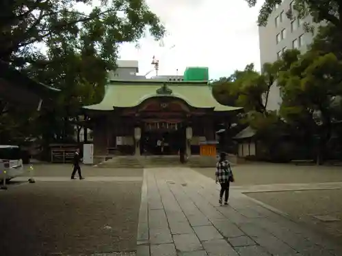 坐摩神社の本殿