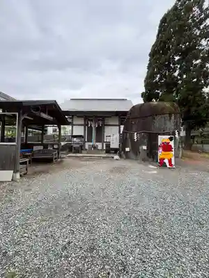 三ツ石神社(岩手県)