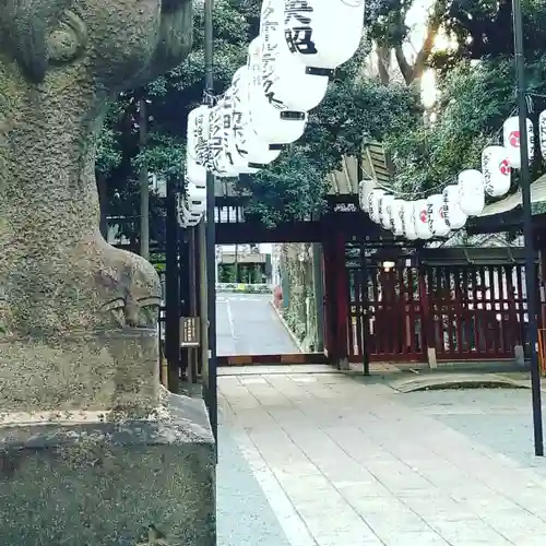 金王八幡宮の山門・神門