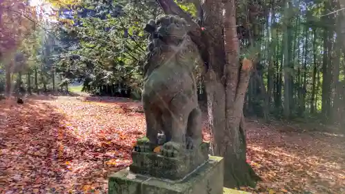 旭中神社の狛犬