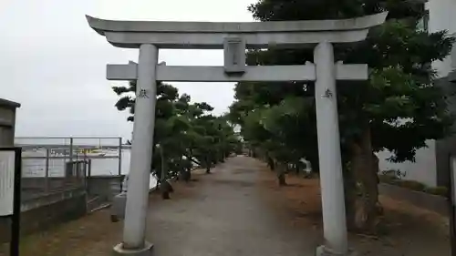 琵琶島神社の鳥居