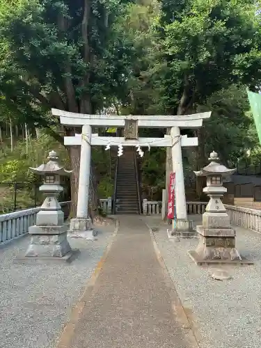 熊野神社の{uncategorized: "未分類", other: "その他", undefined: "問題あり", building: "その他建物", grave: "お墓", sacred_gate: "鳥居", guardian: "狛犬", statue: "像", buddha: "仏像", history: "歴史", nature: "自然", garden: "庭園", animal: "動物", pagoda: "塔", temizu: "手水舎", mountain_gate: "山門・神門", sanctuary: "本殿・本堂", subordinate: "末社・摂社", art: "芸術", scenery: "景色", jizo: "地蔵", ema: "絵馬", goshuin: "御朱印", omikuji: "おみくじ", items: "授与品その他", amulet: "お守り", goshuincho: "御朱印帳", eats: "食事", festival: "お祭り", votive_dance: "神楽", shichigosan: "七五三参", wedding: "結婚式", experience: "体験その他", initially: "初詣", around: "周辺", anti_infection: "感染症対策"}