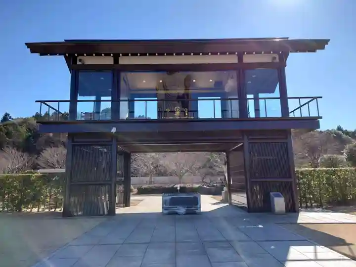 東本願寺本廟 牛久浄苑(牛久大仏)の山門・神門