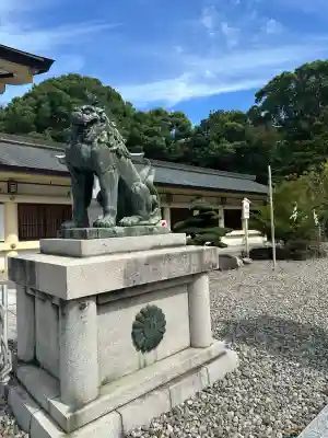 愛知縣護國神社の狛犬