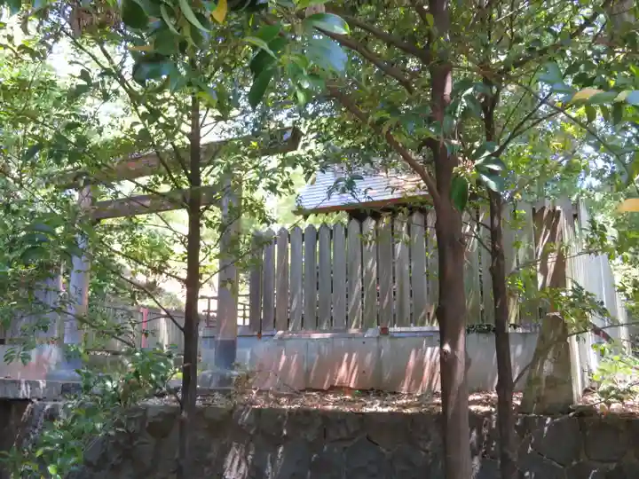 酒折宮の本殿・本堂