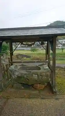 梅田神社の手水舎
