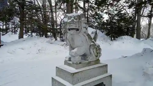 多寄神社の狛犬