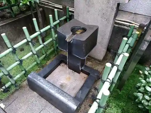 烏森神社の手水舎