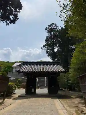 安仁神社の山門・神門