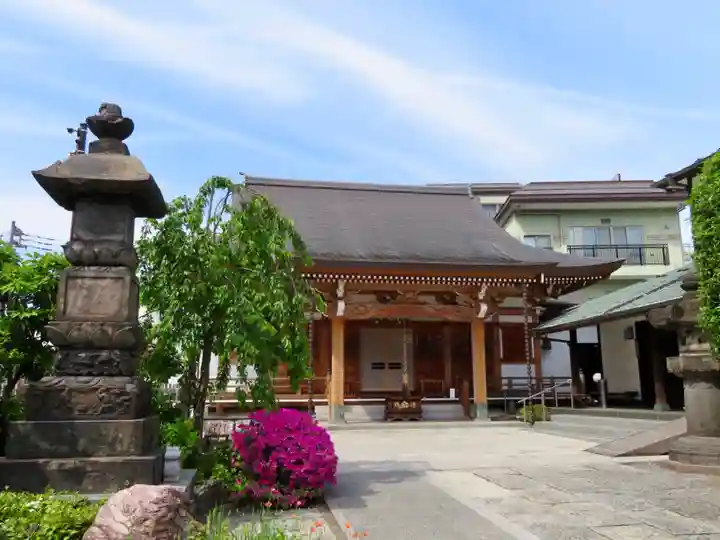 東覺寺の本殿・本堂