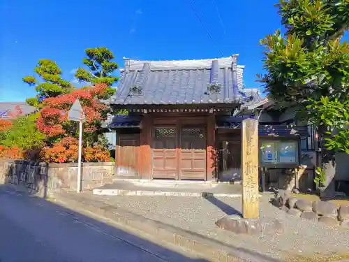 歓喜院の山門・神門