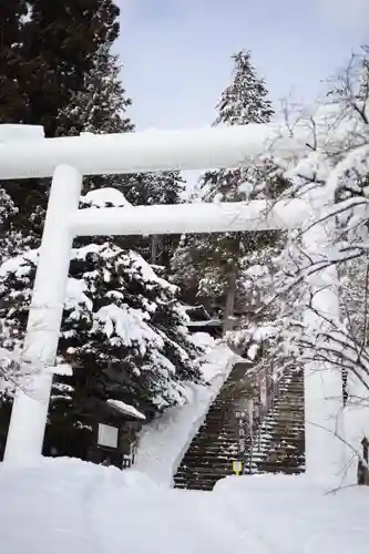 土津神社｜こどもと出世の神さまの鳥居