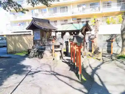 片山八幡神社の末社・摂社
