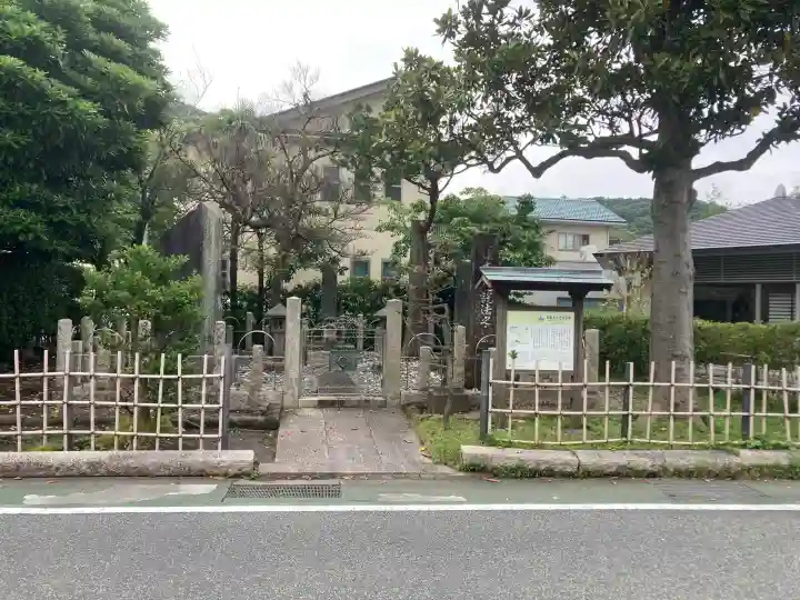 日蓮上人辻説法跡(神奈川県)