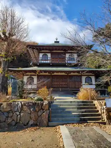 法楽寺の本殿・本堂