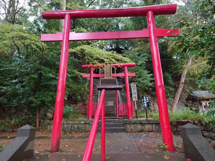 事任八幡宮の鳥居