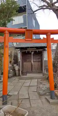 北浜三社稲荷神社の鳥居