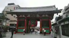 浅草寺の山門