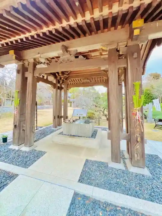 大聖寺(土浦大師不動尊)の{uncategorized: "未分類", other: "その他", undefined: "問題あり", building: "その他建物", grave: "お墓", sacred_gate: "鳥居", guardian: "狛犬", statue: "像", buddha: "仏像", history: "歴史", nature: "自然", garden: "庭園", animal: "動物", pagoda: "塔", temizu: "手水舎", mountain_gate: "山門・神門", sanctuary: "本殿・本堂", subordinate: "末社・摂社", art: "芸術", scenery: "景色", jizo: "地蔵", ema: "絵馬", goshuin: "御朱印", omikuji: "おみくじ", items: "授与品その他", amulet: "お守り", goshuincho: "御朱印帳", eats: "食事", festival: "お祭り", votive_dance: "神楽", shichigosan: "七五三参", wedding: "結婚式", experience: "体験その他", initially: "初詣", around: "周辺", anti_infection: "感染症対策"}