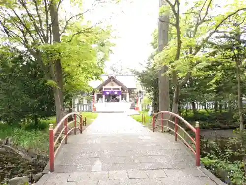 永山神社の{uncategorized: "未分類", other: "その他", undefined: "問題あり", building: "その他建物", grave: "お墓", sacred_gate: "鳥居", guardian: "狛犬", statue: "像", buddha: "仏像", history: "歴史", nature: "自然", garden: "庭園", animal: "動物", pagoda: "塔", temizu: "手水舎", mountain_gate: "山門・神門", sanctuary: "本殿・本堂", subordinate: "末社・摂社", art: "芸術", scenery: "景色", jizo: "地蔵", ema: "絵馬", goshuin: "御朱印", omikuji: "おみくじ", items: "授与品その他", amulet: "お守り", goshuincho: "御朱印帳", eats: "食事", festival: "お祭り", votive_dance: "神楽", shichigosan: "七五三参", wedding: "結婚式", experience: "体験その他", initially: "初詣", around: "周辺", anti_infection: "感染症対策"}