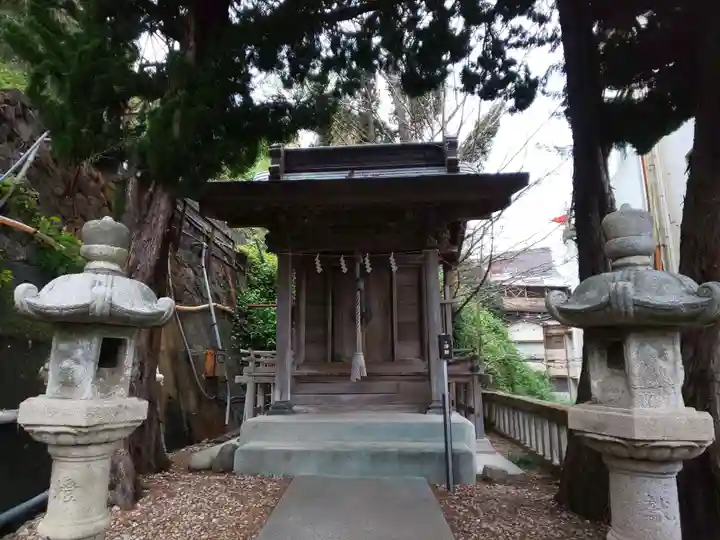 伊豆山神社の末社・摂社