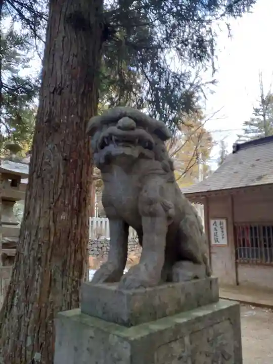 上沼八幡神社の狛犬
