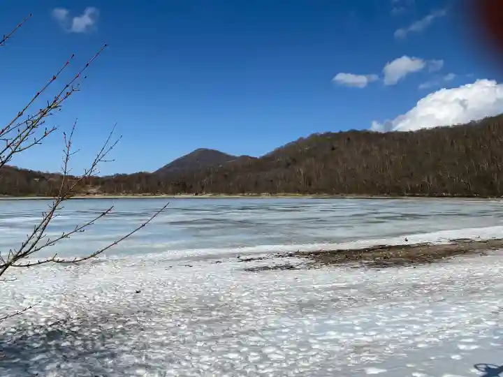 赤城神社の{uncategorized: "未分類", other: "その他", undefined: "問題あり", building: "その他建物", grave: "お墓", sacred_gate: "鳥居", guardian: "狛犬", statue: "像", buddha: "仏像", history: "歴史", nature: "自然", garden: "庭園", animal: "動物", pagoda: "塔", temizu: "手水舎", mountain_gate: "山門・神門", sanctuary: "本殿・本堂", subordinate: "末社・摂社", art: "芸術", scenery: "景色", jizo: "地蔵", ema: "絵馬", goshuin: "御朱印", omikuji: "おみくじ", items: "授与品その他", amulet: "お守り", goshuincho: "御朱印帳", eats: "食事", festival: "お祭り", votive_dance: "神楽", shichigosan: "七五三参", wedding: "結婚式", experience: "体験その他", initially: "初詣", around: "周辺", anti_infection: "感染症対策"}