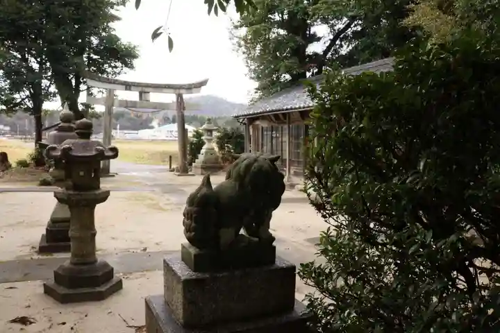 白山神社(今津町上弘部)(滋賀県)