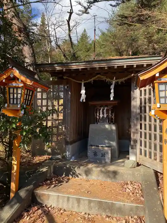 新倉富士浅間神社の末社・摂社