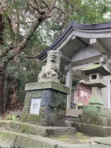 吉谷神社の{uncategorized: "未分類", other: "その他", undefined: "問題あり", building: "その他建物", grave: "お墓", sacred_gate: "鳥居", guardian: "狛犬", statue: "像", buddha: "仏像", history: "歴史", nature: "自然", garden: "庭園", animal: "動物", pagoda: "塔", temizu: "手水舎", mountain_gate: "山門・神門", sanctuary: "本殿・本堂", subordinate: "末社・摂社", art: "芸術", scenery: "景色", jizo: "地蔵", ema: "絵馬", goshuin: "御朱印", omikuji: "おみくじ", items: "授与品その他", amulet: "お守り", goshuincho: "御朱印帳", eats: "食事", festival: "お祭り", votive_dance: "神楽", shichigosan: "七五三参", wedding: "結婚式", experience: "体験その他", initially: "初詣", around: "周辺", anti_infection: "感染症対策"}