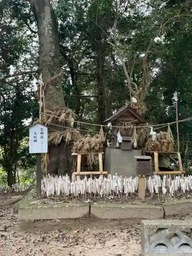 揖夜神社の{uncategorized: "未分類", other: "その他", undefined: "問題あり", building: "その他建物", grave: "お墓", sacred_gate: "鳥居", guardian: "狛犬", statue: "像", buddha: "仏像", history: "歴史", nature: "自然", garden: "庭園", animal: "動物", pagoda: "塔", temizu: "手水舎", mountain_gate: "山門・神門", sanctuary: "本殿・本堂", subordinate: "末社・摂社", art: "芸術", scenery: "景色", jizo: "地蔵", ema: "絵馬", goshuin: "御朱印", omikuji: "おみくじ", items: "授与品その他", amulet: "お守り", goshuincho: "御朱印帳", eats: "食事", festival: "お祭り", votive_dance: "神楽", shichigosan: "七五三参", wedding: "結婚式", experience: "体験その他", initially: "初詣", around: "周辺", anti_infection: "感染症対策"}