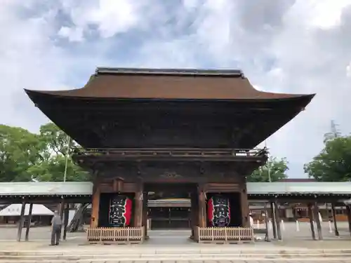 尾張大國霊神社（国府宮）の山門・神門