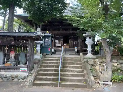 定林寺の本殿・本堂