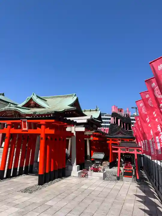 東京羽田 穴守稲荷神社の{uncategorized: "未分類", other: "その他", undefined: "問題あり", building: "その他建物", grave: "お墓", sacred_gate: "鳥居", guardian: "狛犬", statue: "像", buddha: "仏像", history: "歴史", nature: "自然", garden: "庭園", animal: "動物", pagoda: "塔", temizu: "手水舎", mountain_gate: "山門・神門", sanctuary: "本殿・本堂", subordinate: "末社・摂社", art: "芸術", scenery: "景色", jizo: "地蔵", ema: "絵馬", goshuin: "御朱印", omikuji: "おみくじ", items: "授与品その他", amulet: "お守り", goshuincho: "御朱印帳", eats: "食事", festival: "お祭り", votive_dance: "神楽", shichigosan: "七五三参", wedding: "結婚式", experience: "体験その他", initially: "初詣", around: "周辺", anti_infection: "感染症対策"}