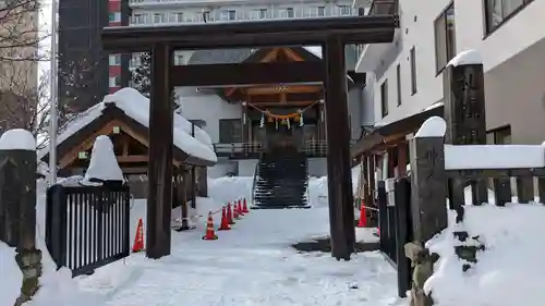 札幌祖霊神社の鳥居