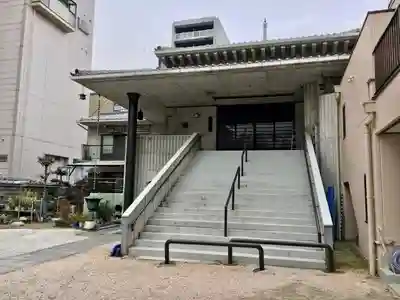 光満寺の本殿・本堂