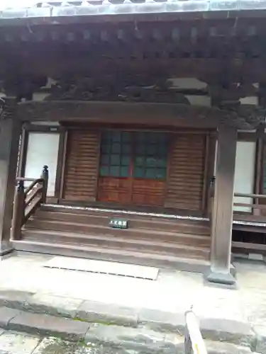 長遠寺の本殿・本堂