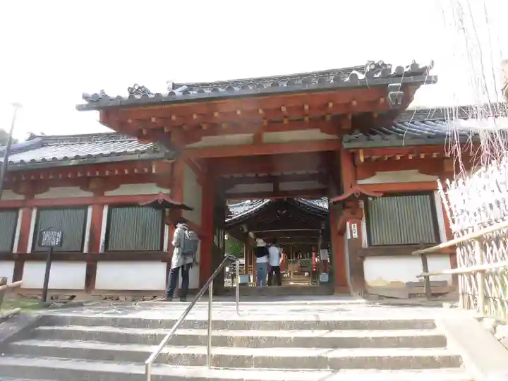 氷室神社の山門・神門