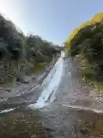 観音滝観音の{uncategorized: "未分類", other: "その他", undefined: "問題あり", building: "その他建物", grave: "お墓", sacred_gate: "鳥居", guardian: "狛犬", statue: "像", buddha: "仏像", history: "歴史", nature: "自然", garden: "庭園", animal: "動物", pagoda: "塔", temizu: "手水舎", mountain_gate: "山門・神門", sanctuary: "本殿・本堂", subordinate: "末社・摂社", art: "芸術", scenery: "景色", jizo: "地蔵", ema: "絵馬", goshuin: "御朱印", omikuji: "おみくじ", items: "授与品その他", amulet: "お守り", goshuincho: "御朱印帳", eats: "食事", festival: "お祭り", votive_dance: "神楽", shichigosan: "七五三参", wedding: "結婚式", experience: "体験その他", initially: "初詣", around: "周辺", anti_infection: "感染症対策"}