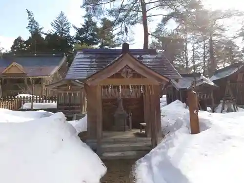 蒼柴神社の末社