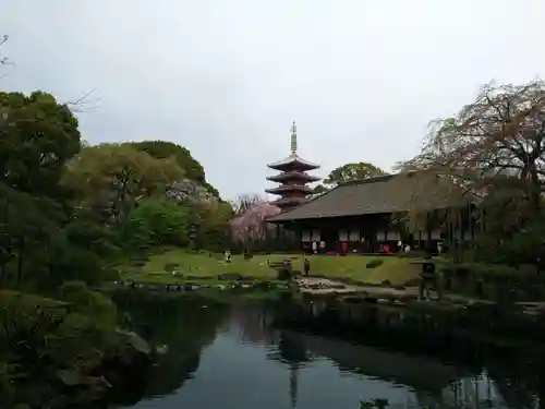 浅草寺の庭園