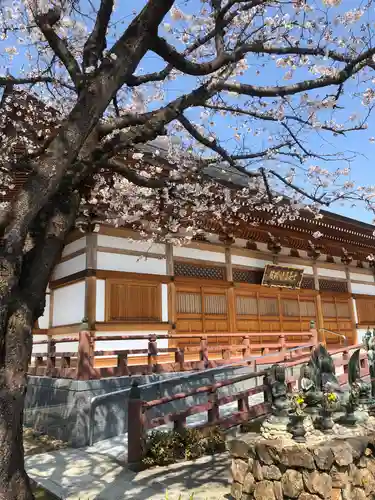 滿福密寺の本殿・本堂