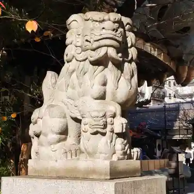 難波八阪神社の狛犬